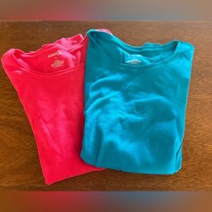 New without tags St John’s Bay women’s size X-Large T-shirt’s.